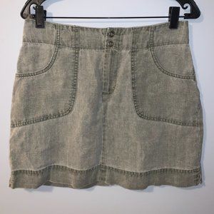 ATHLETIC LIGHTWEIGHT KHAKI SKIRT SIZE 4-6